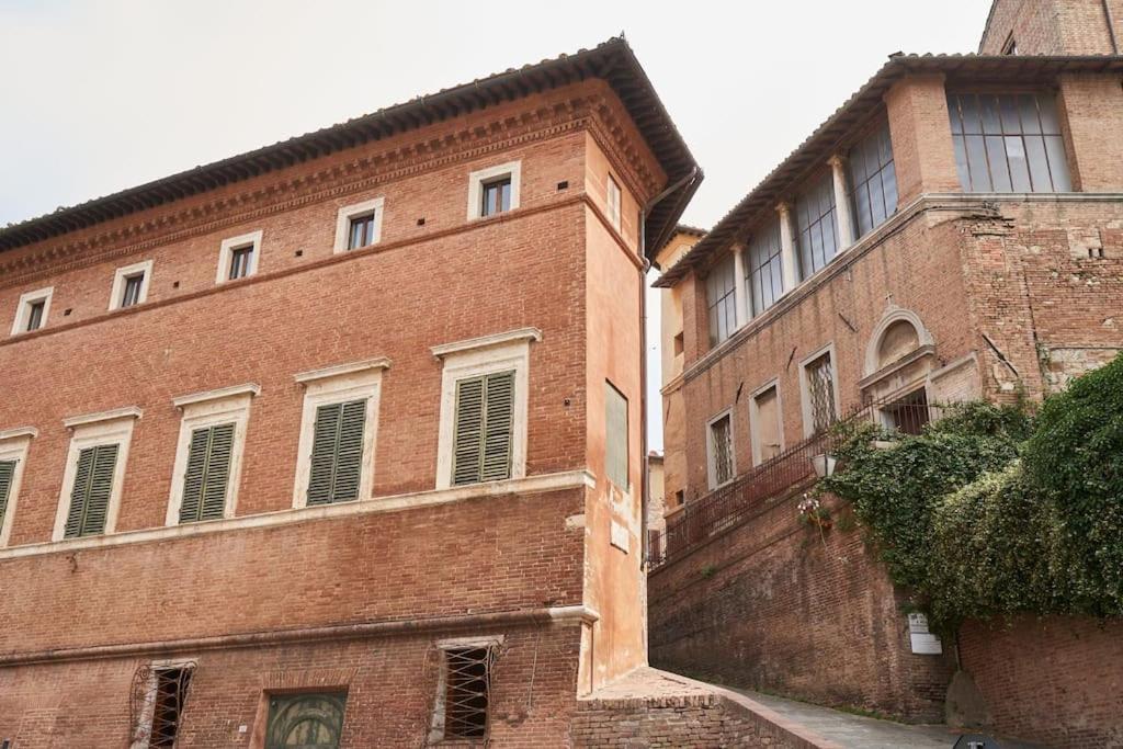 Palazzo Celsi Pollini Duomo Casa Emma Apartment Сиена Екстериор снимка